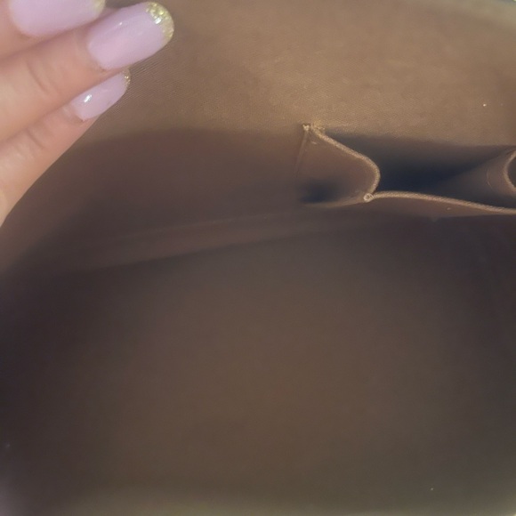 Louis Vuitton Retail $1,530 Monogram Alma PM - Picture 13 of 17